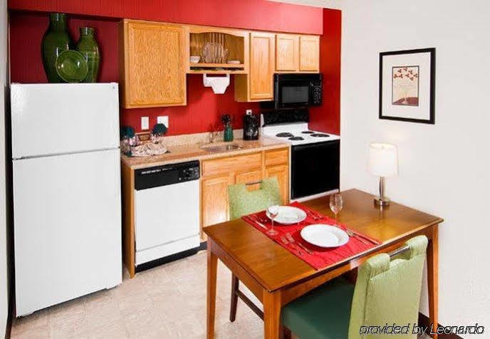 Value Suites Extended Stay - St Louis Maryland Heights Eksteriør billede